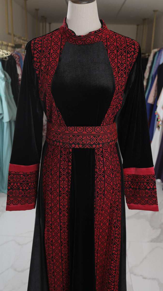 Royal Black Velvet Palestinian Thobe with Red Tatreez – Dentelle Royal Black Velvet Palestinian Thobe with Red Tatreez – Dentelle