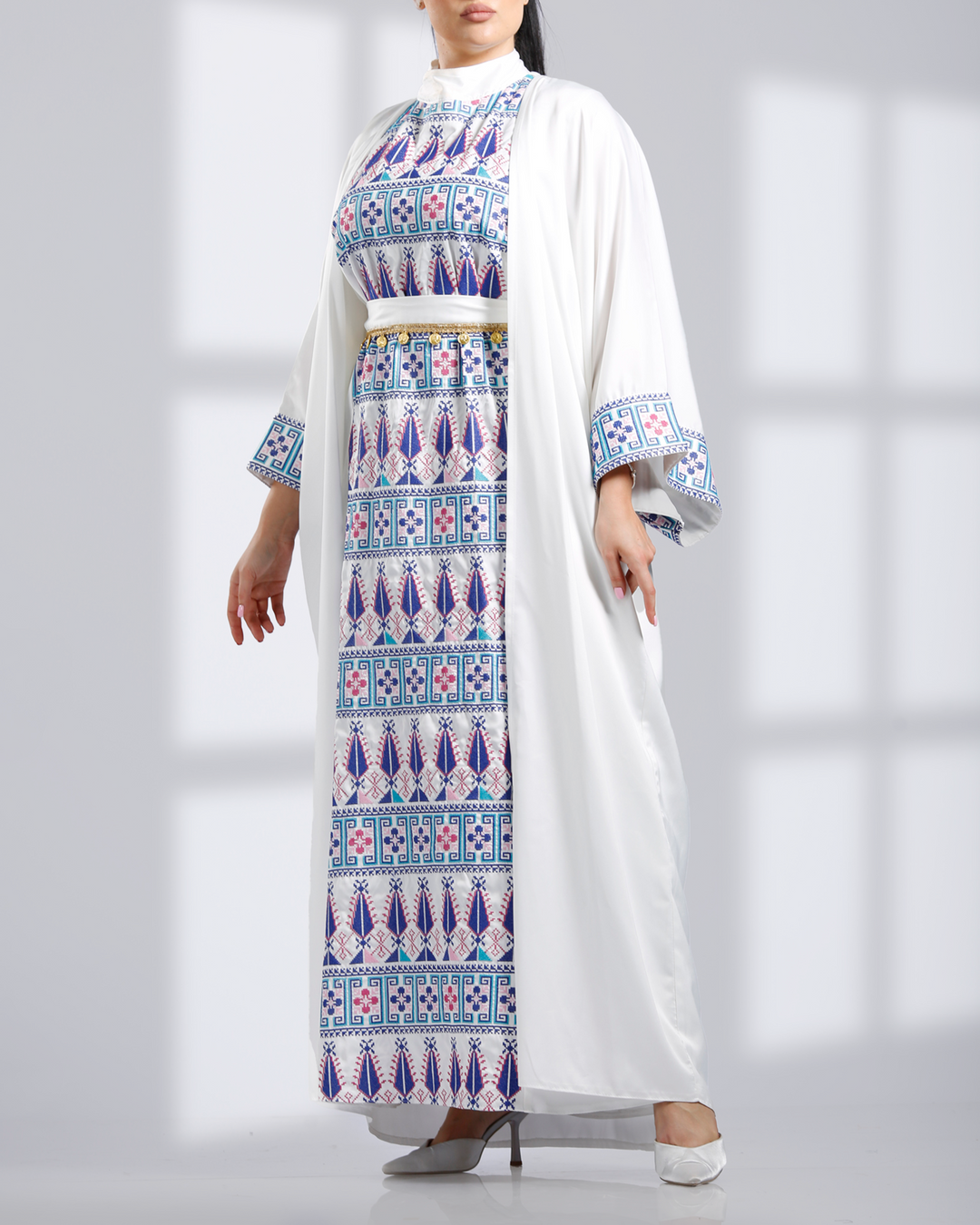 Two-piece peasant embroidery set طقم تطريز فلاحي قطعتين
