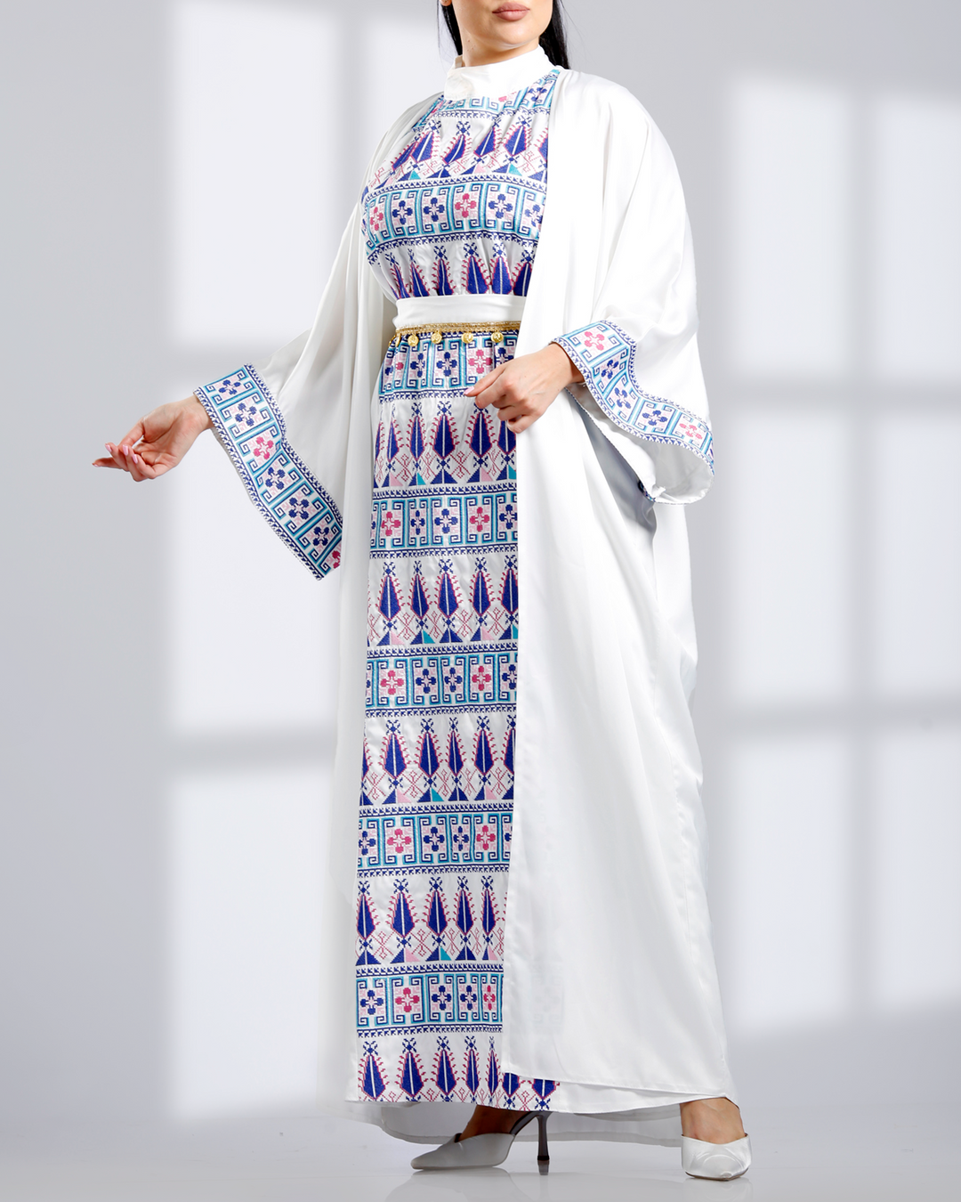 Two-piece peasant embroidery set طقم تطريز فلاحي قطعتين