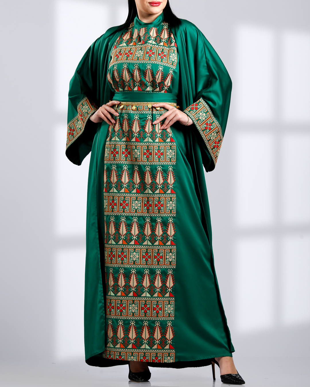 Two-piece peasant embroidery set طقم تطريز فلاحي قطعتين