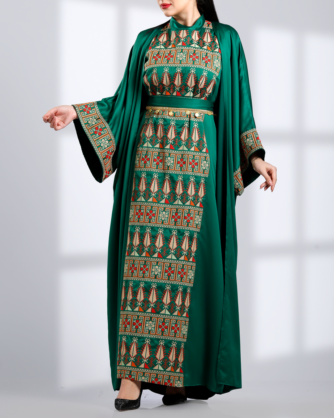 Two-piece peasant embroidery set طقم تطريز فلاحي قطعتين