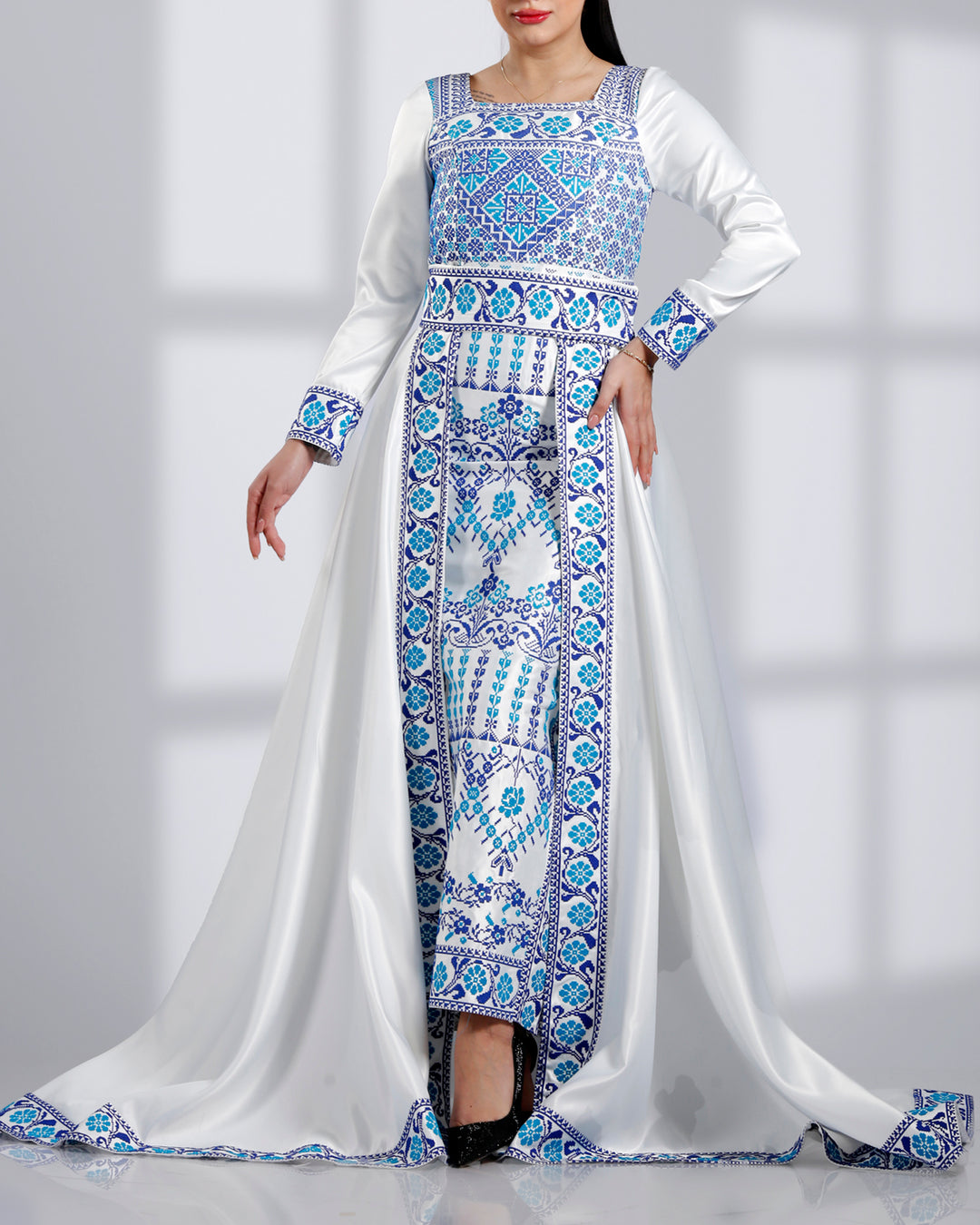 Bridal-Train عرايسي شاحط