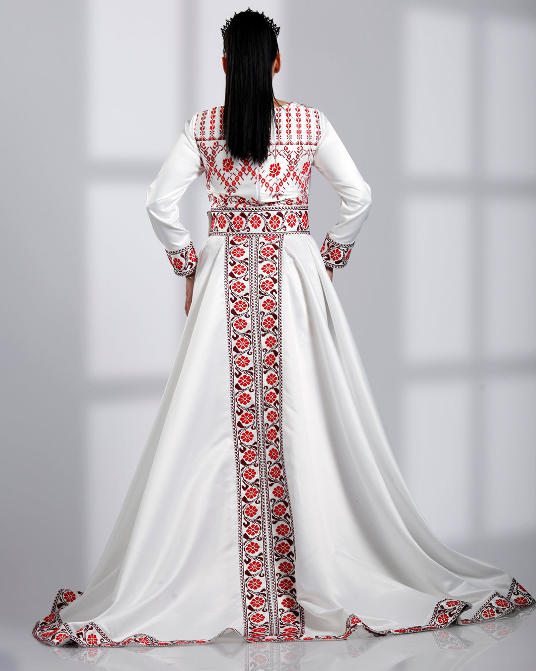 Bridal-Train عرايسي شاحط