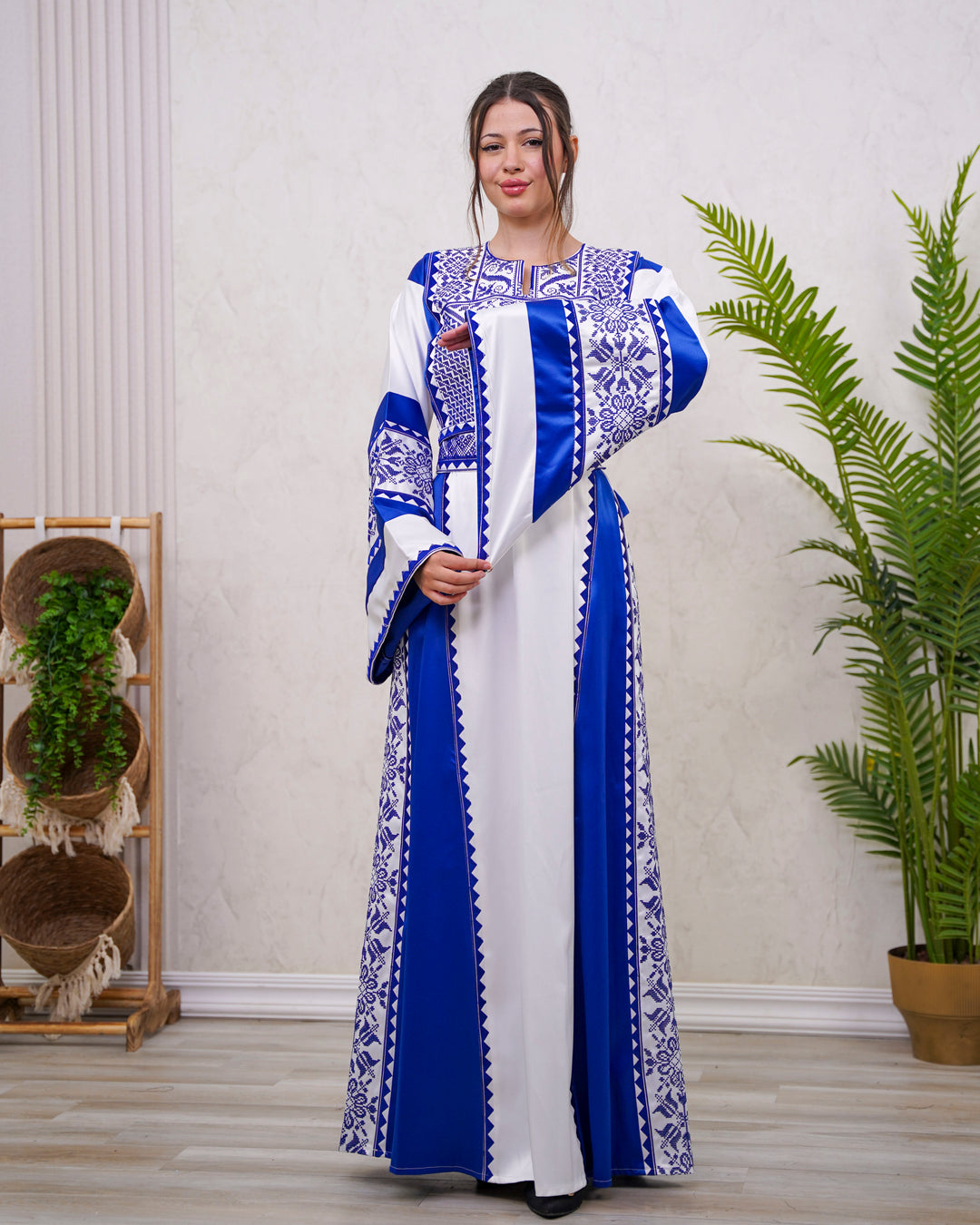 ثوب الأندلس الأزرق