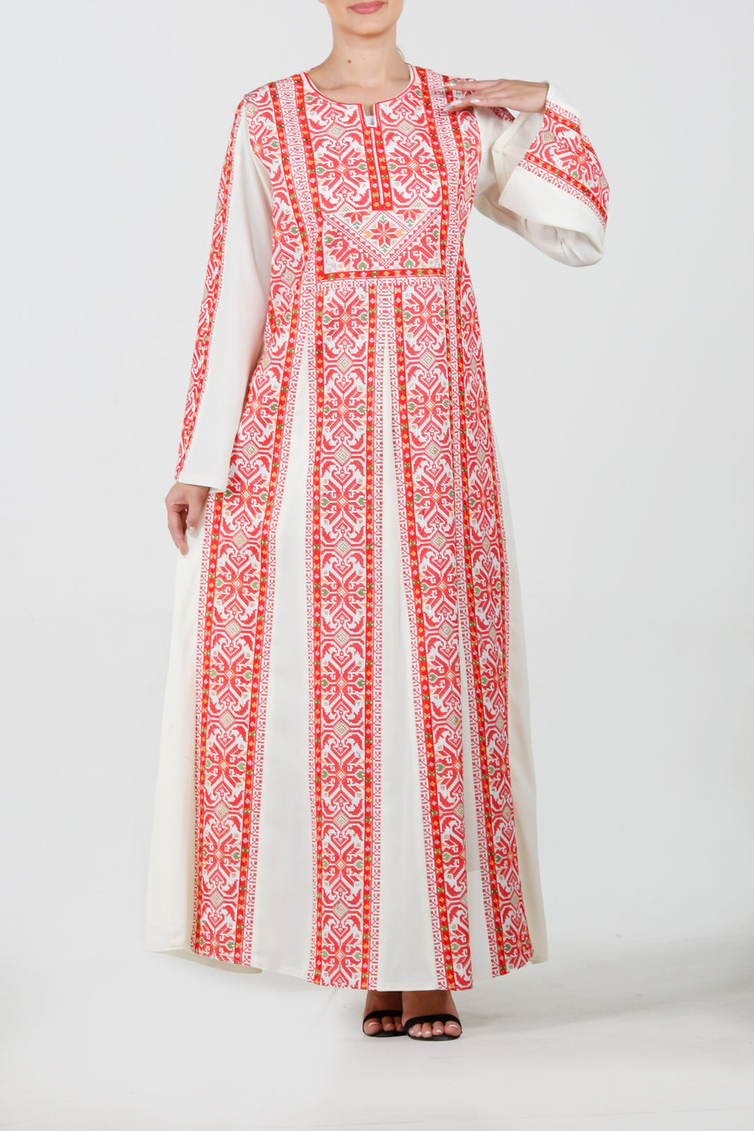 Wide Neck Embroidery Thoub ثوب تطريز قبة واسعة