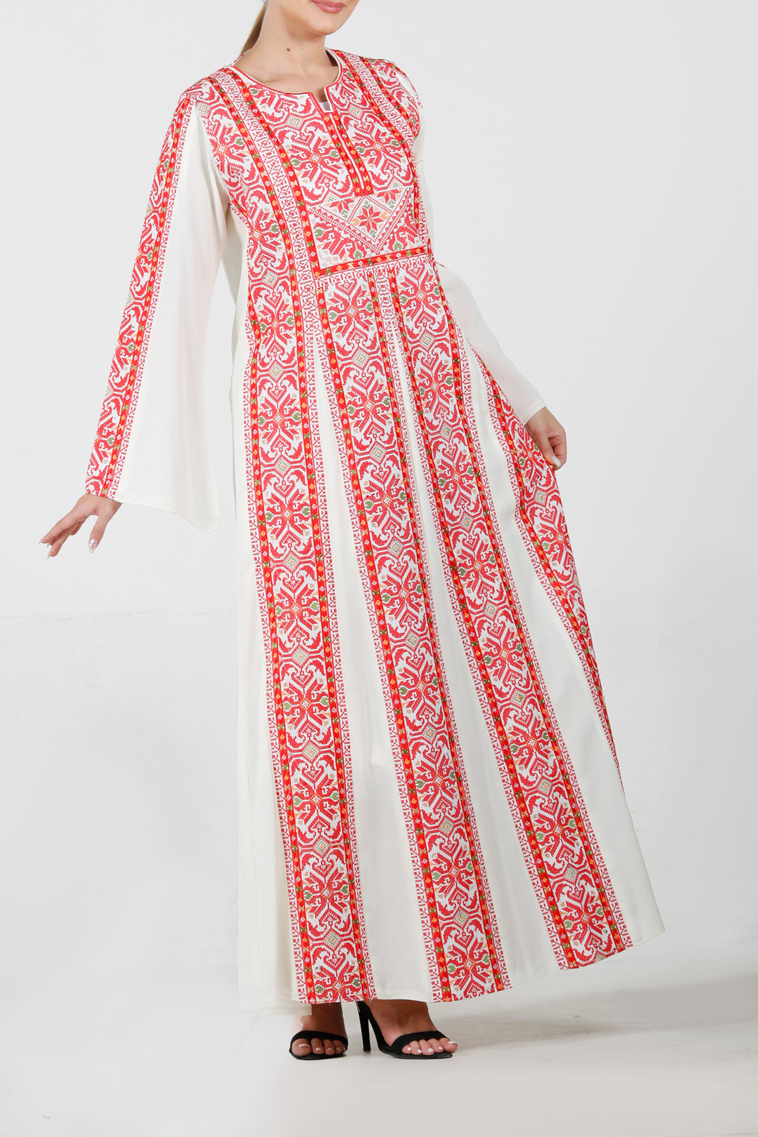 Wide Neck Embroidery Thoub ثوب تطريز قبة واسعة