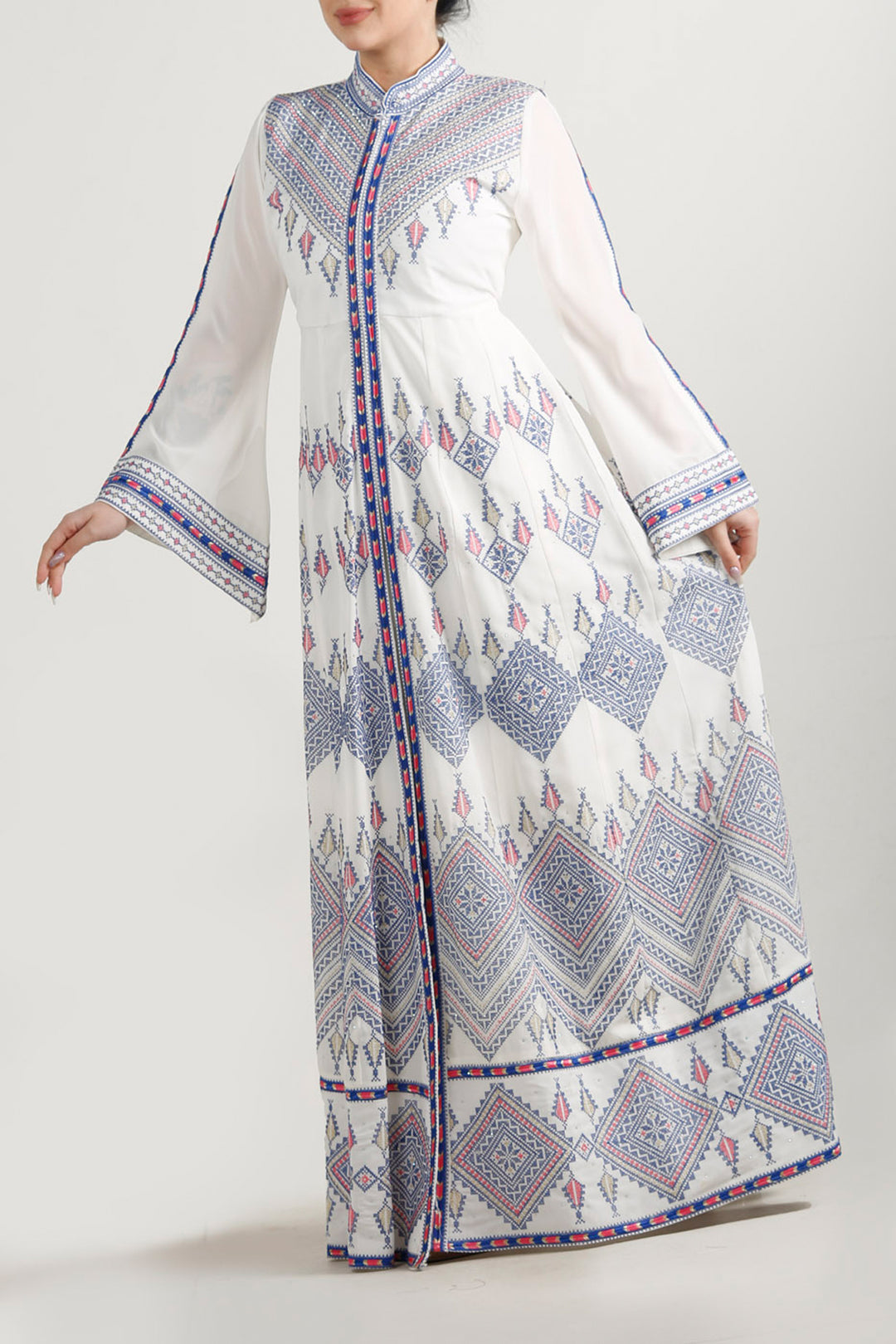 Embroidery High Neck Thoub ثوب تطريز قبة عالية