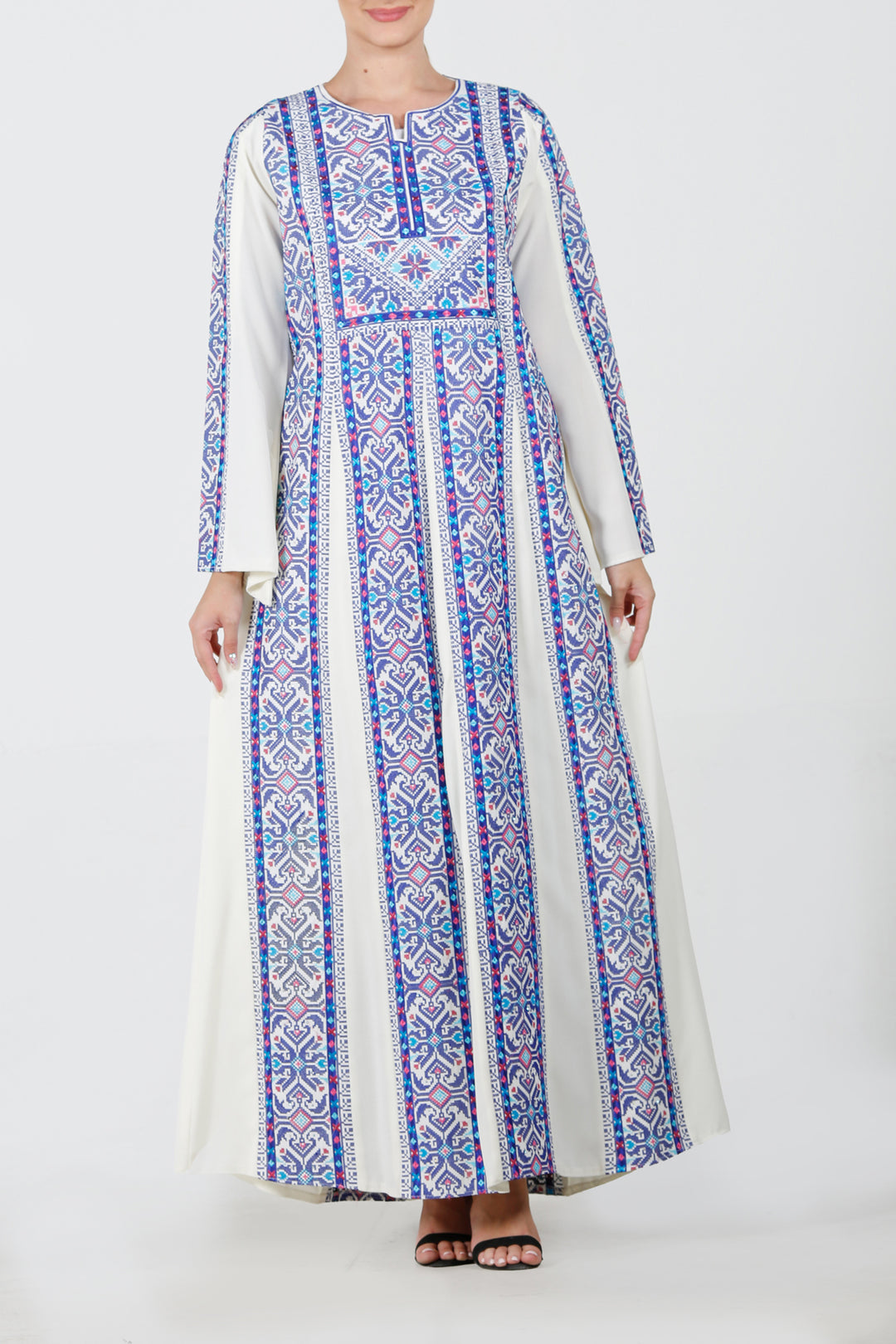 Wide Neck Embroidery Thoub ثوب تطريز قبة واسعة