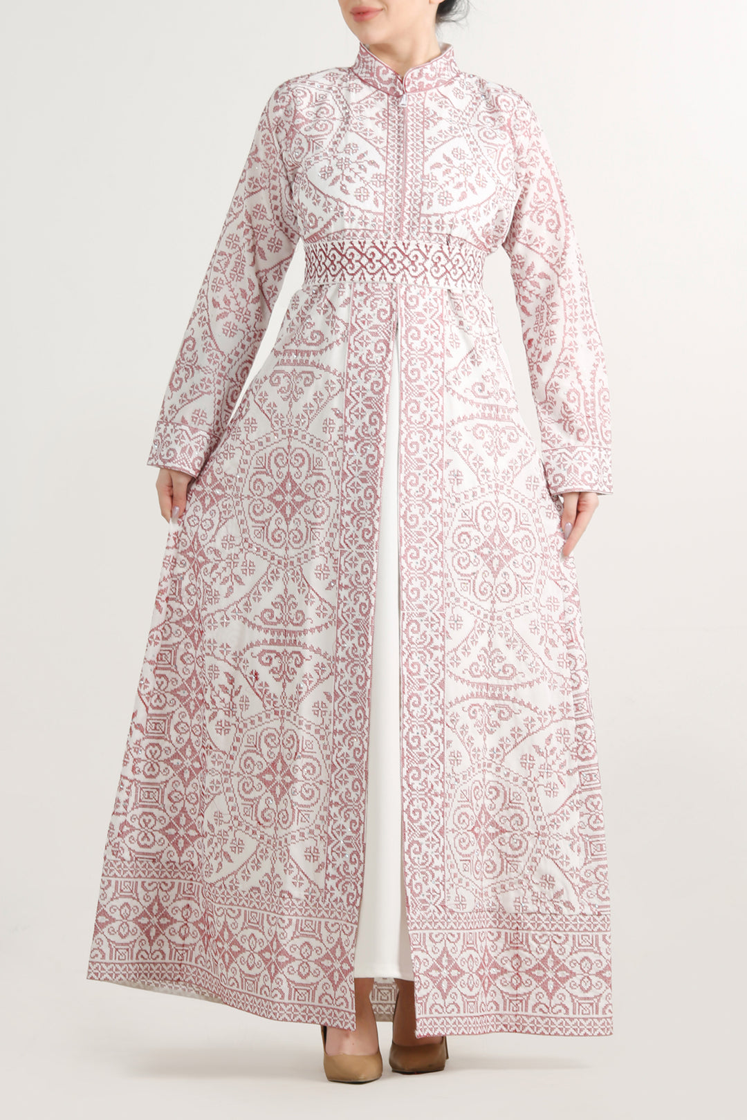 Luxury Embroidery Thoub ثوب تطريز فاخر