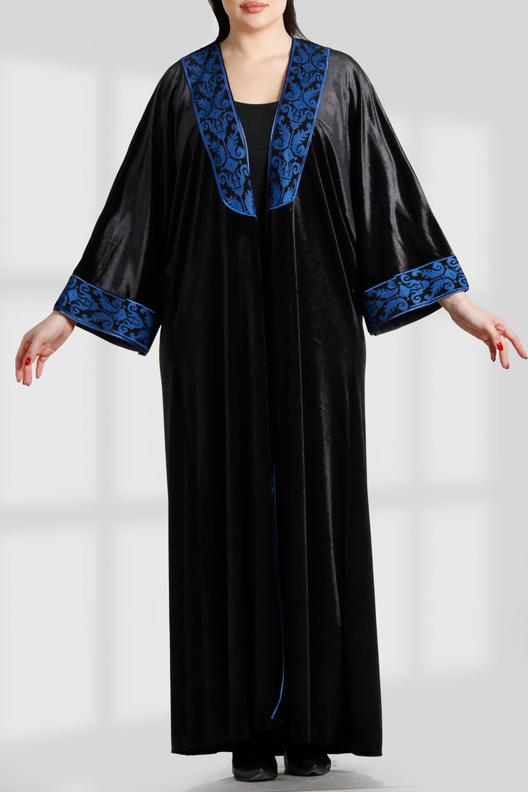 OPEN EMBROIDERY BISHT بيشت تطريز مفتوح