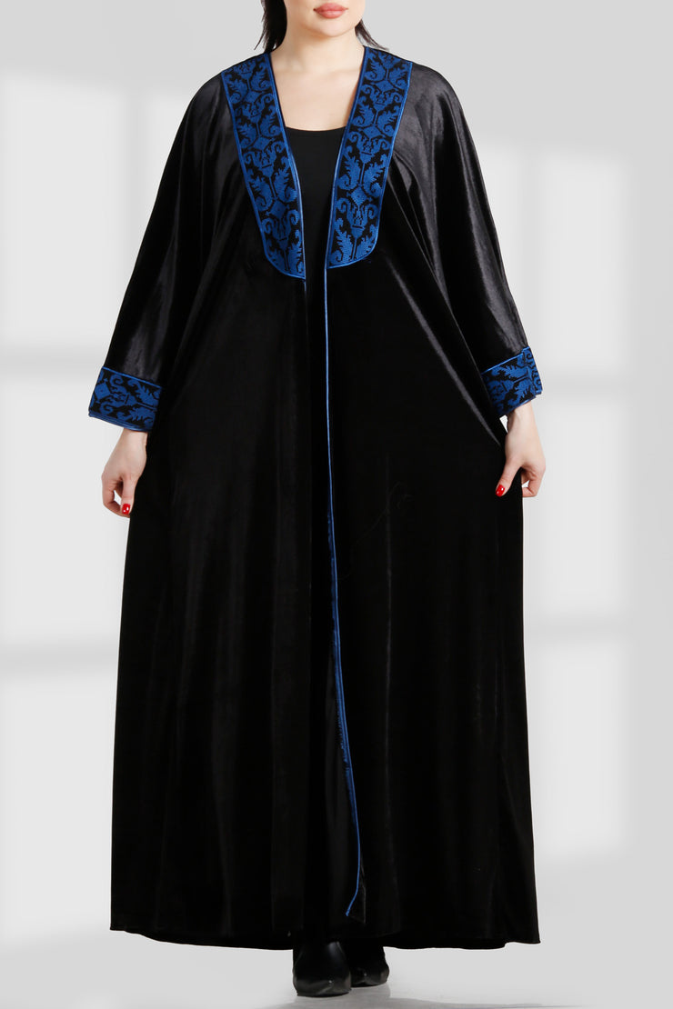 OPEN EMBROIDERY BISHT بيشت تطريز مفتوح