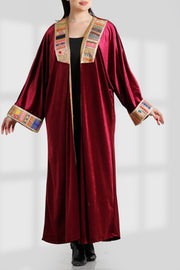 OPEN EMBROIDERY BISHT بيشت تطريز مفتوح
