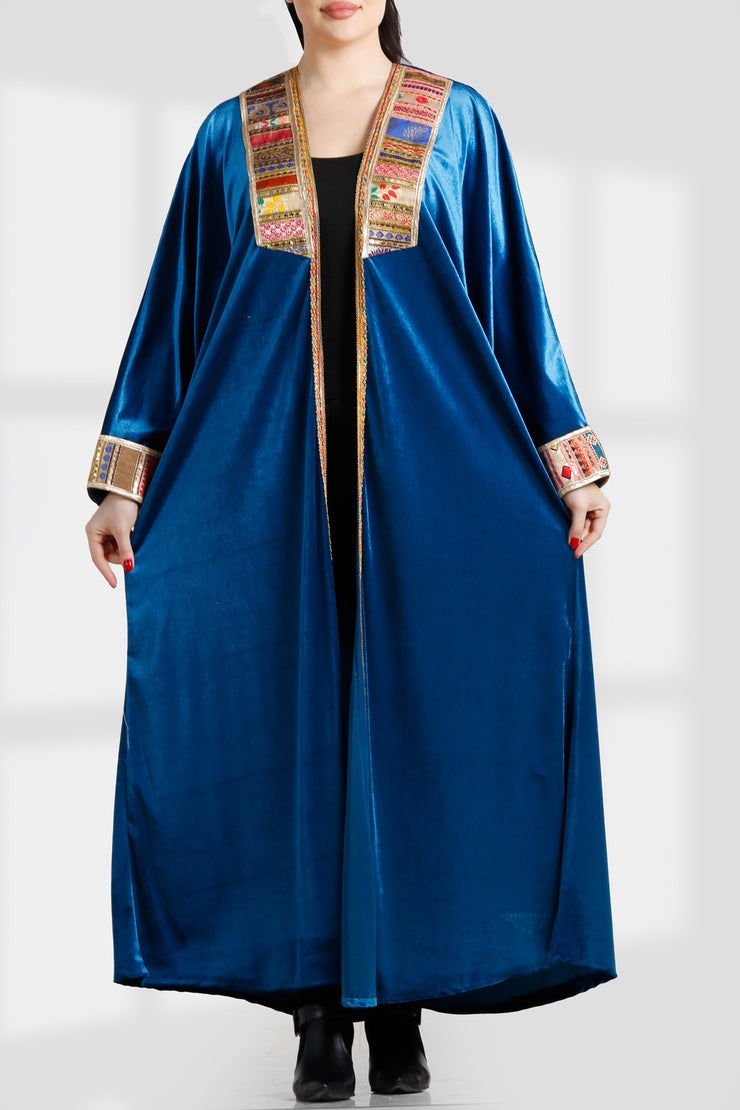 OPEN EMBROIDERY BISHT بيشت تطريز مفتوح
