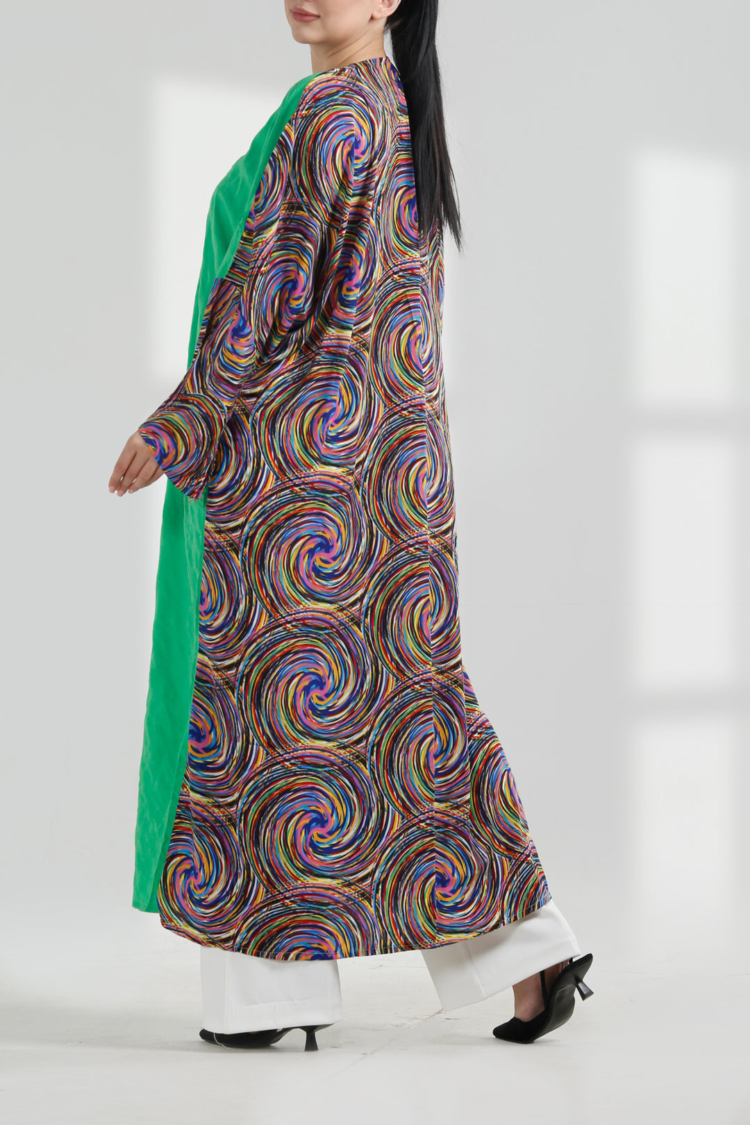 Circles Style Bisht بيشت موديل الدوائر