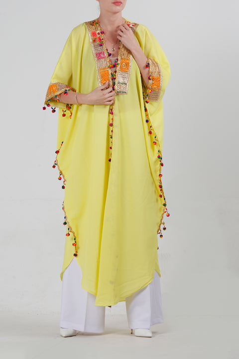 Yellow Bisht بيشت اصفر