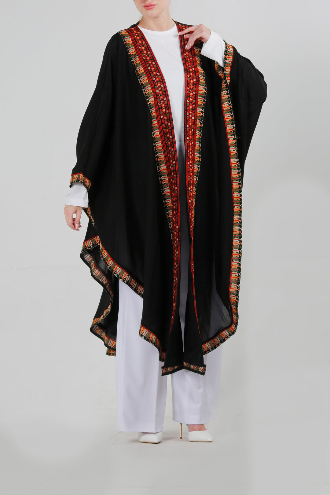 Black And Red Bisht بيشت اسود واحمر
