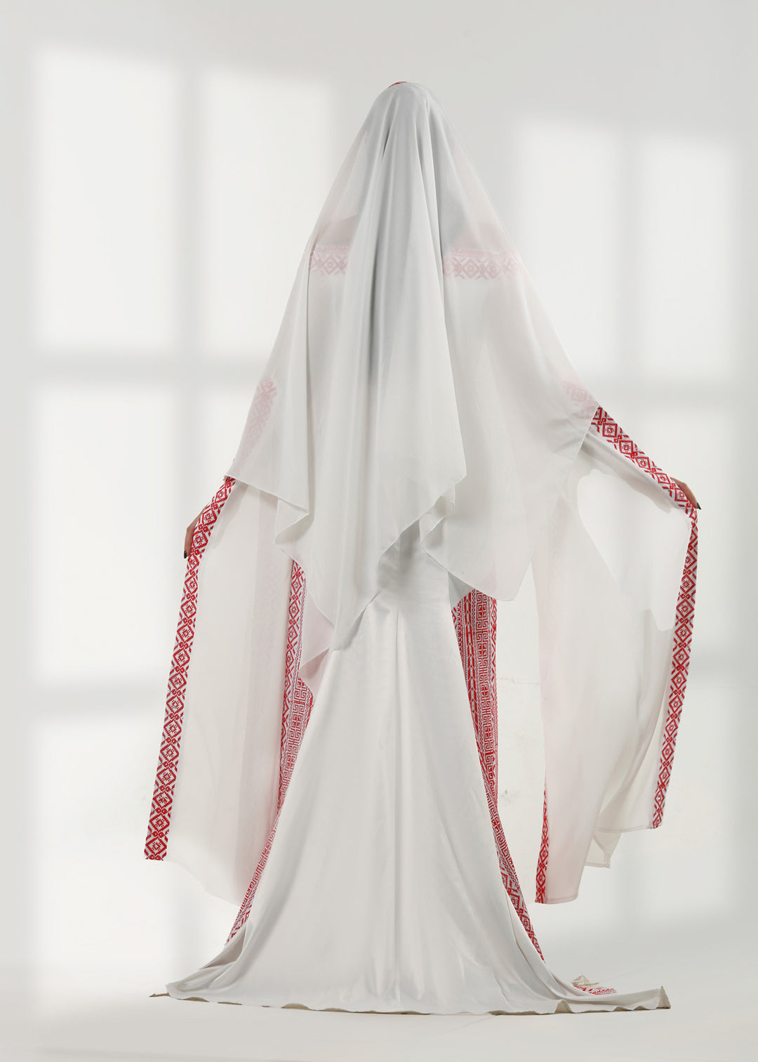 LONG SLEEVE EMBROIDERY DRESS فستان تطريز كم طويل