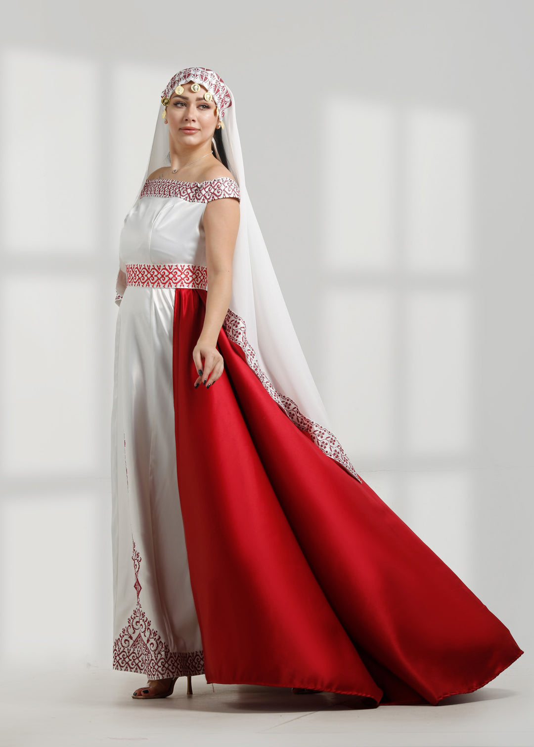 EMBROIDERY DRESS فستان تطريز