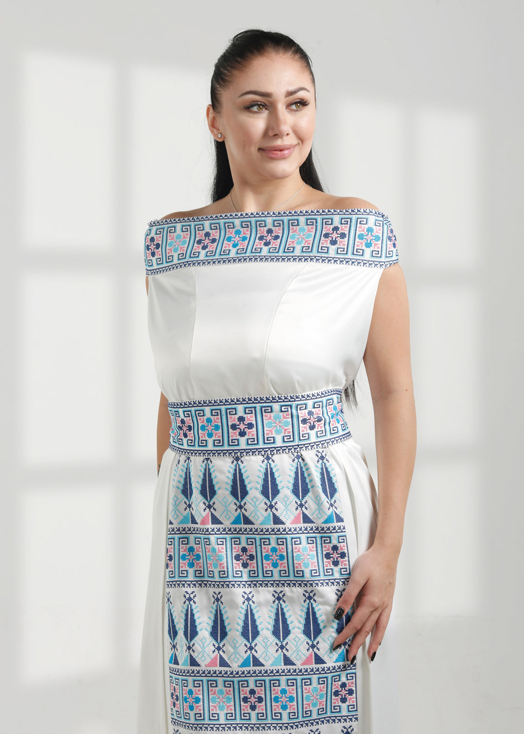 EMBROIDERY DRESS فستان تطريز