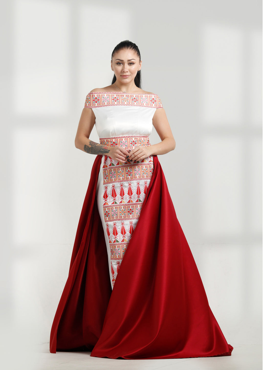 EMBROIDERY DRESS فستان تطريز ك