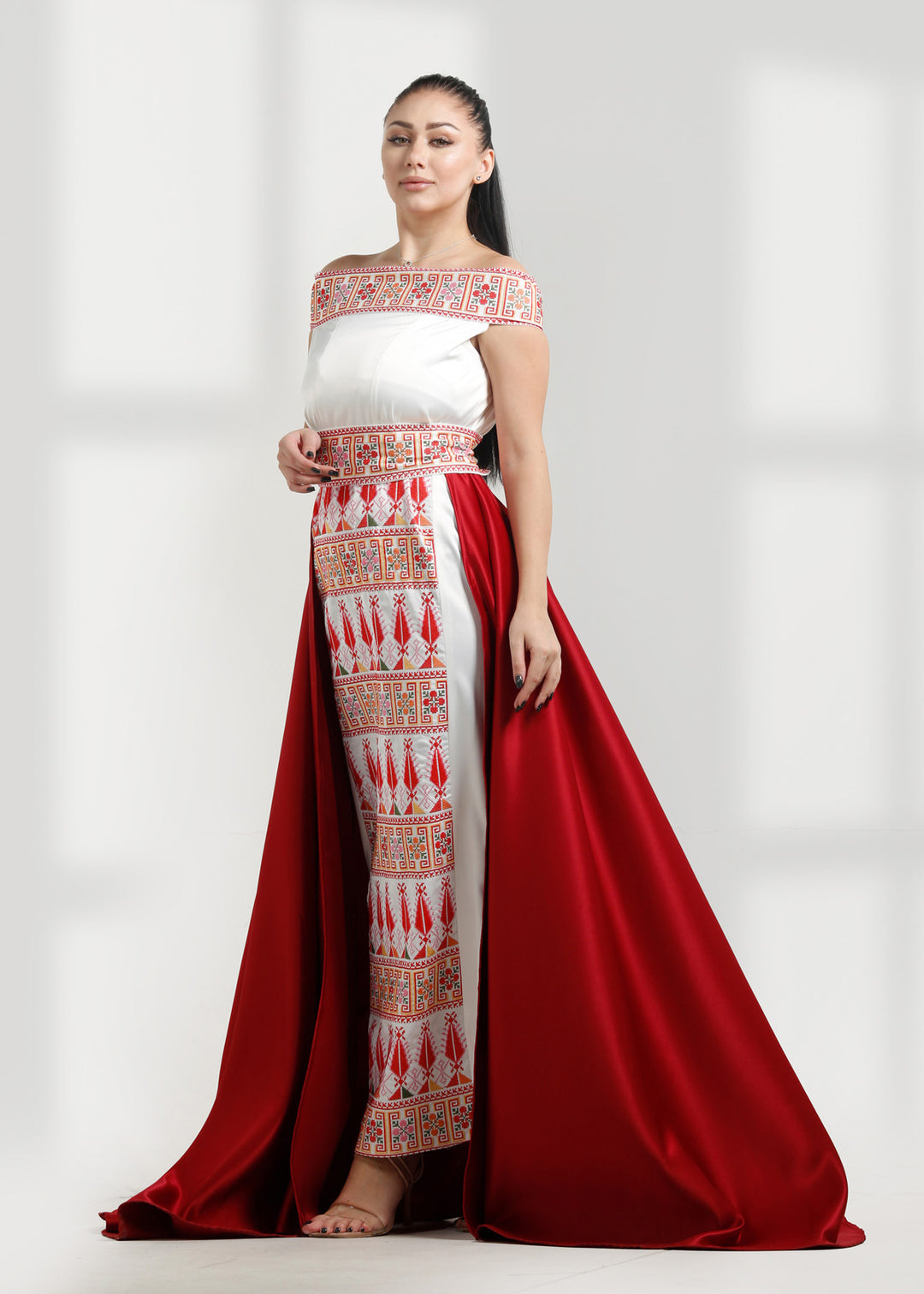 EMBROIDERY DRESS فستان تطريز ك