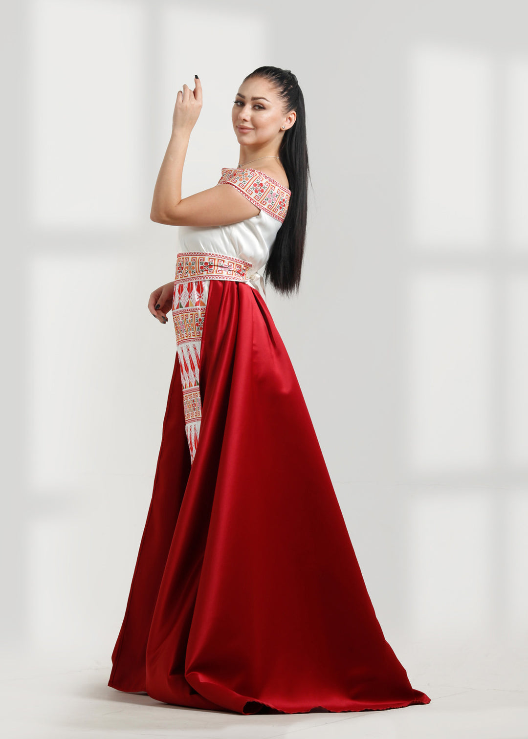 EMBROIDERY DRESS فستان تطريز ك