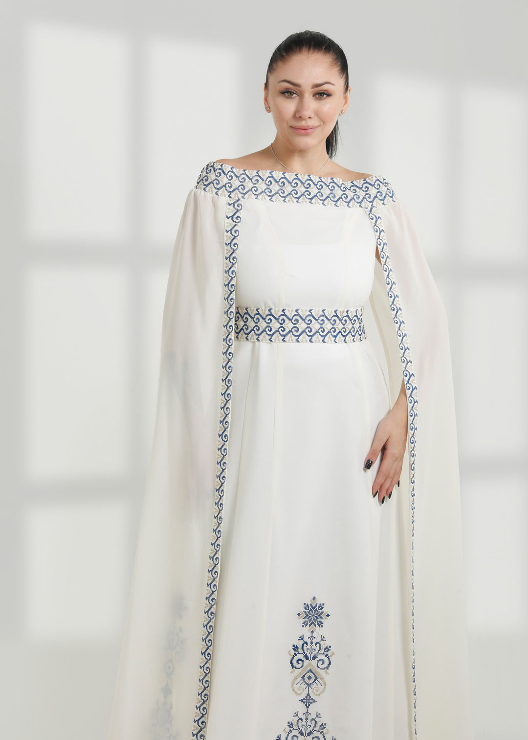LONG SLEEVE EMBROIDERY DRESS فستان تطريز كم طويل