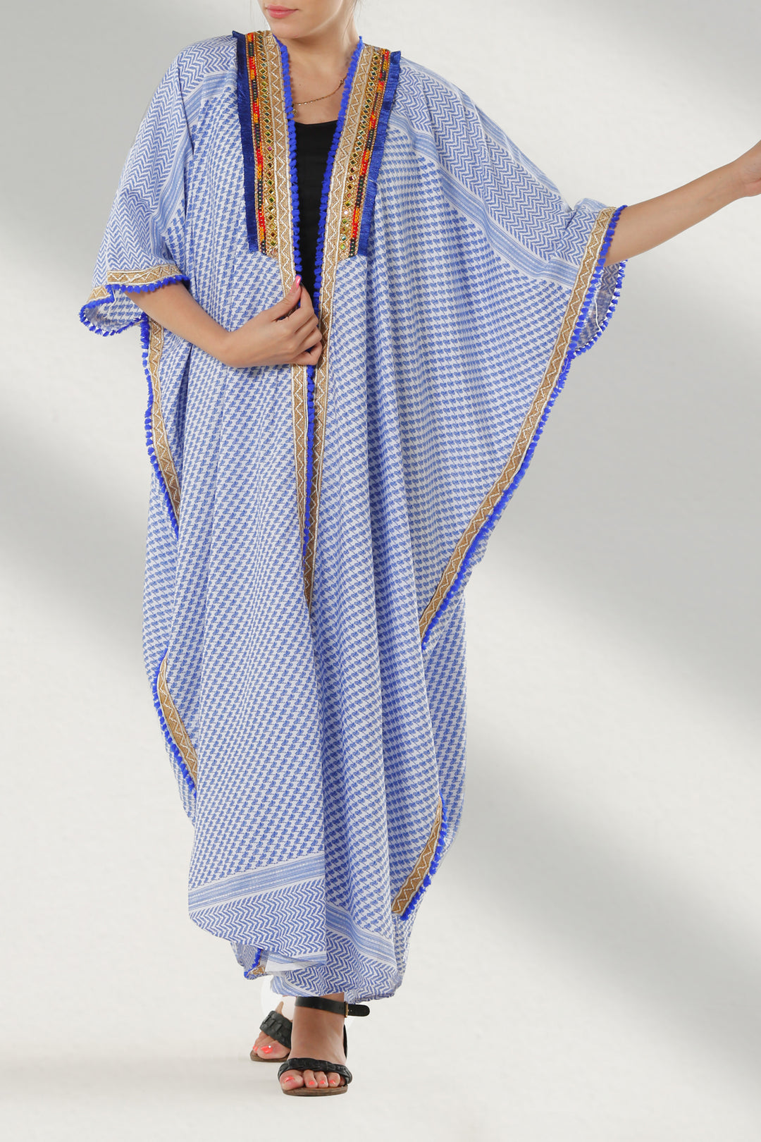 Line Style Bisht بيشت موديل لاين