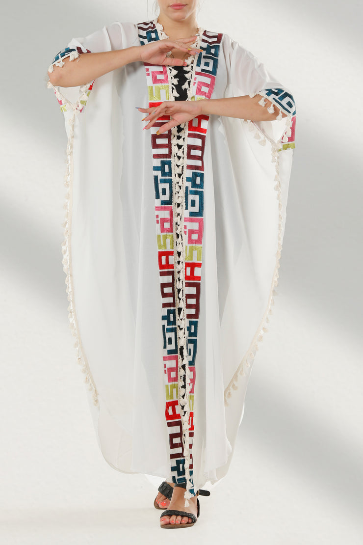 Colored Line Bisht بيشت بخط ملون