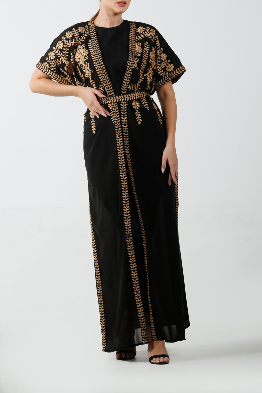 Layered Bisht بيشت طبقات