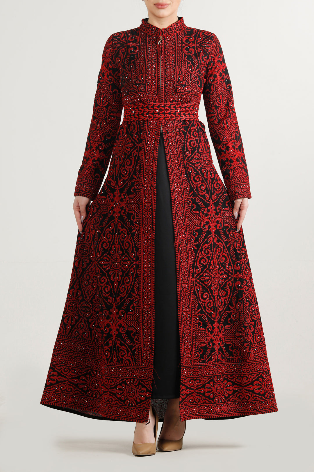 Luxury Embroidery Thoub ثوب تطريز فاخر