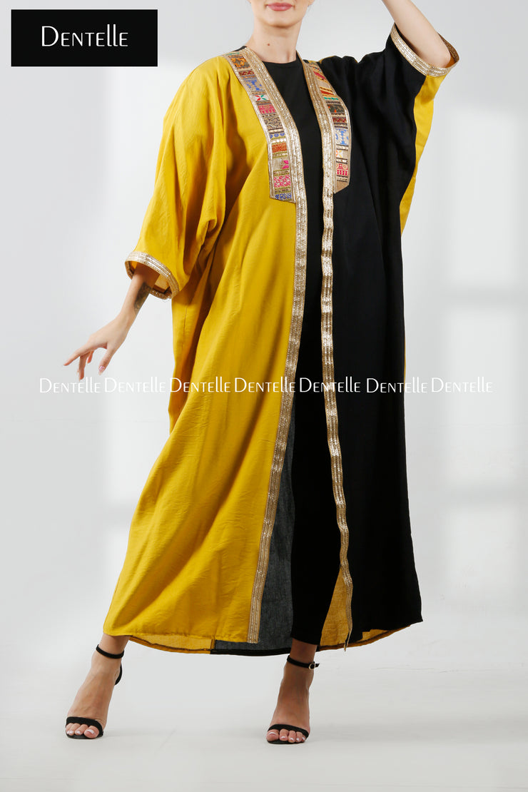 Bisht With Golden Line بيشت مع خط دهبي