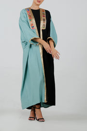 Bisht With Golden Line بيشت مع خط دهبي