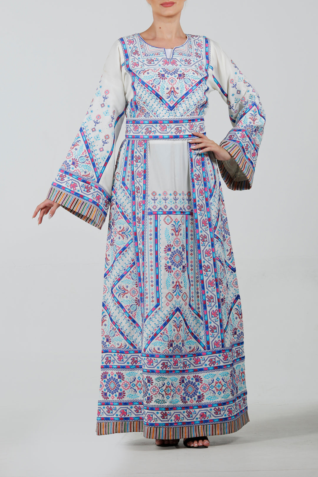 Embroidery Dress ثوب تطريز