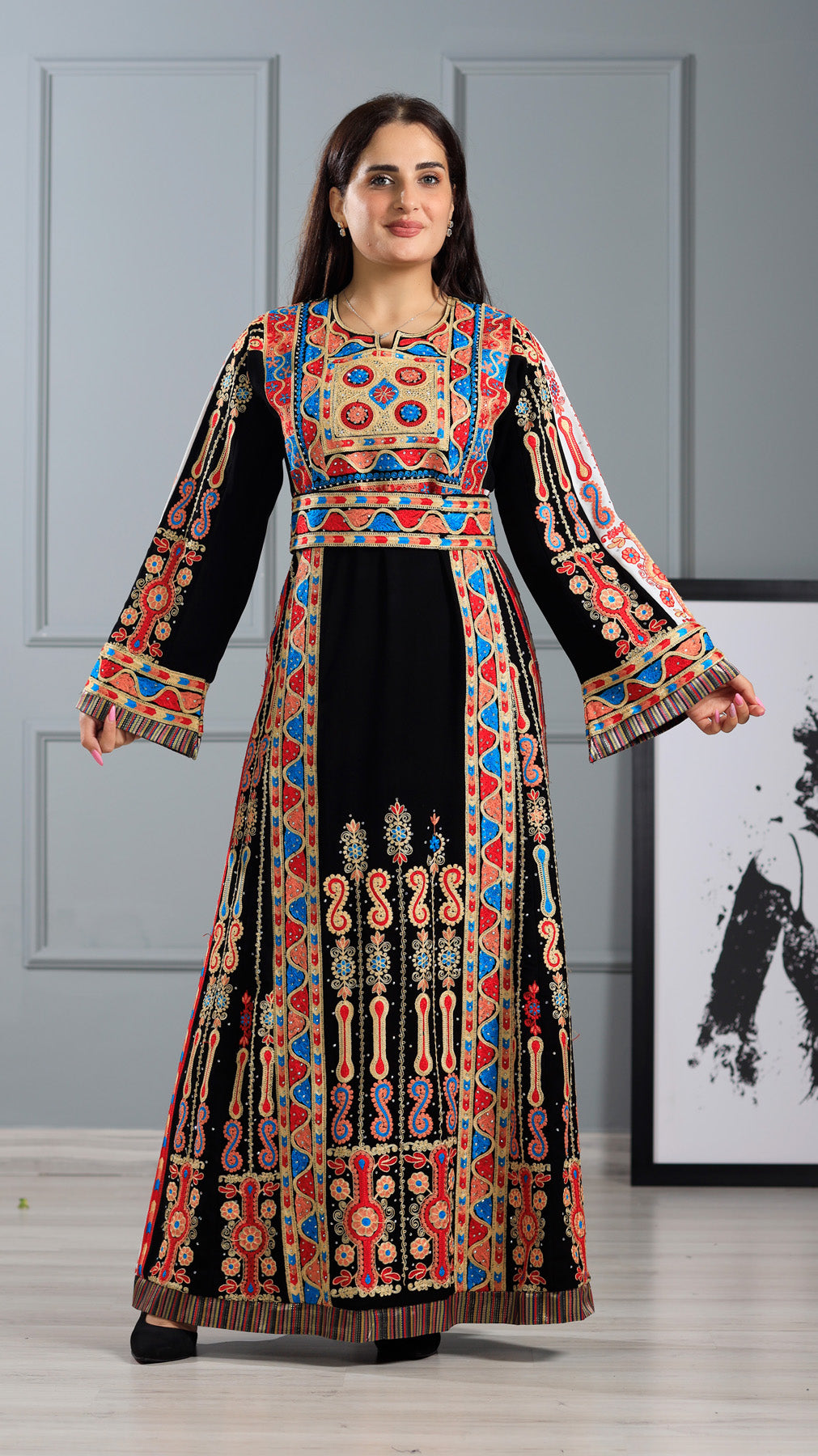 LONG SLEEVE EMBROIDERY THOUB ثوب تطريز كم طويل