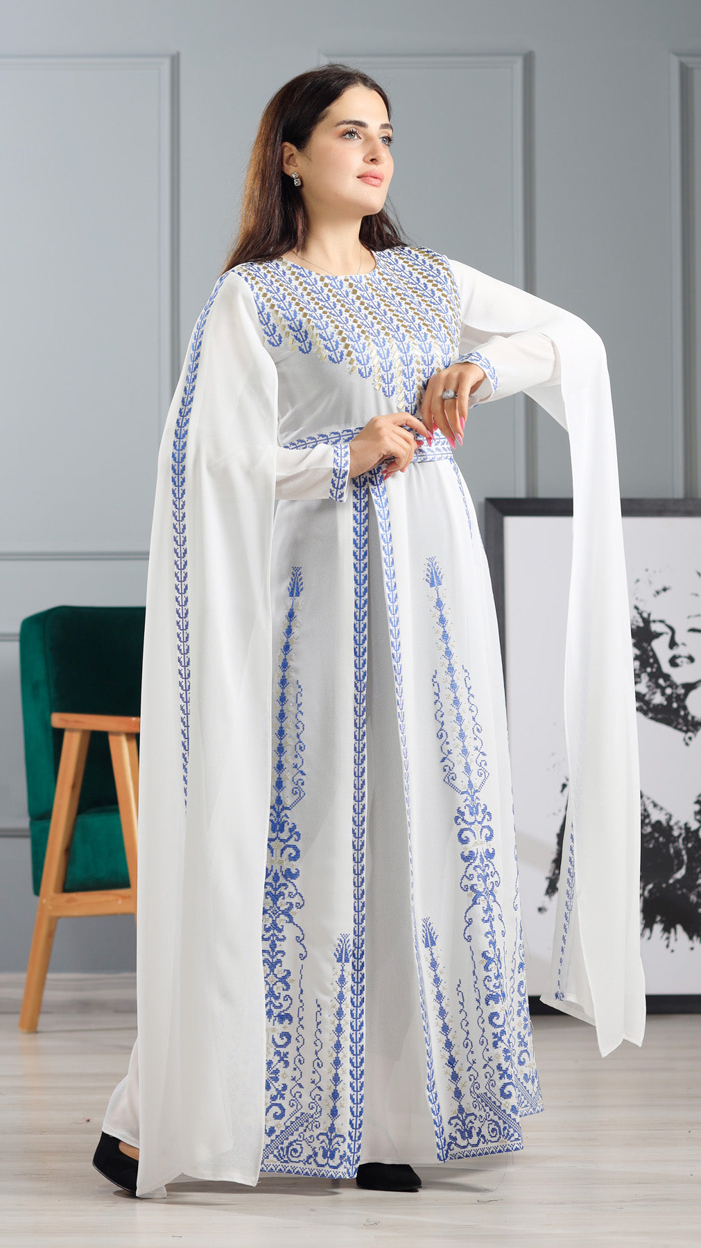 LONG SLEEVE EMBROIDERY DRESS فستان تطريز كم طويل