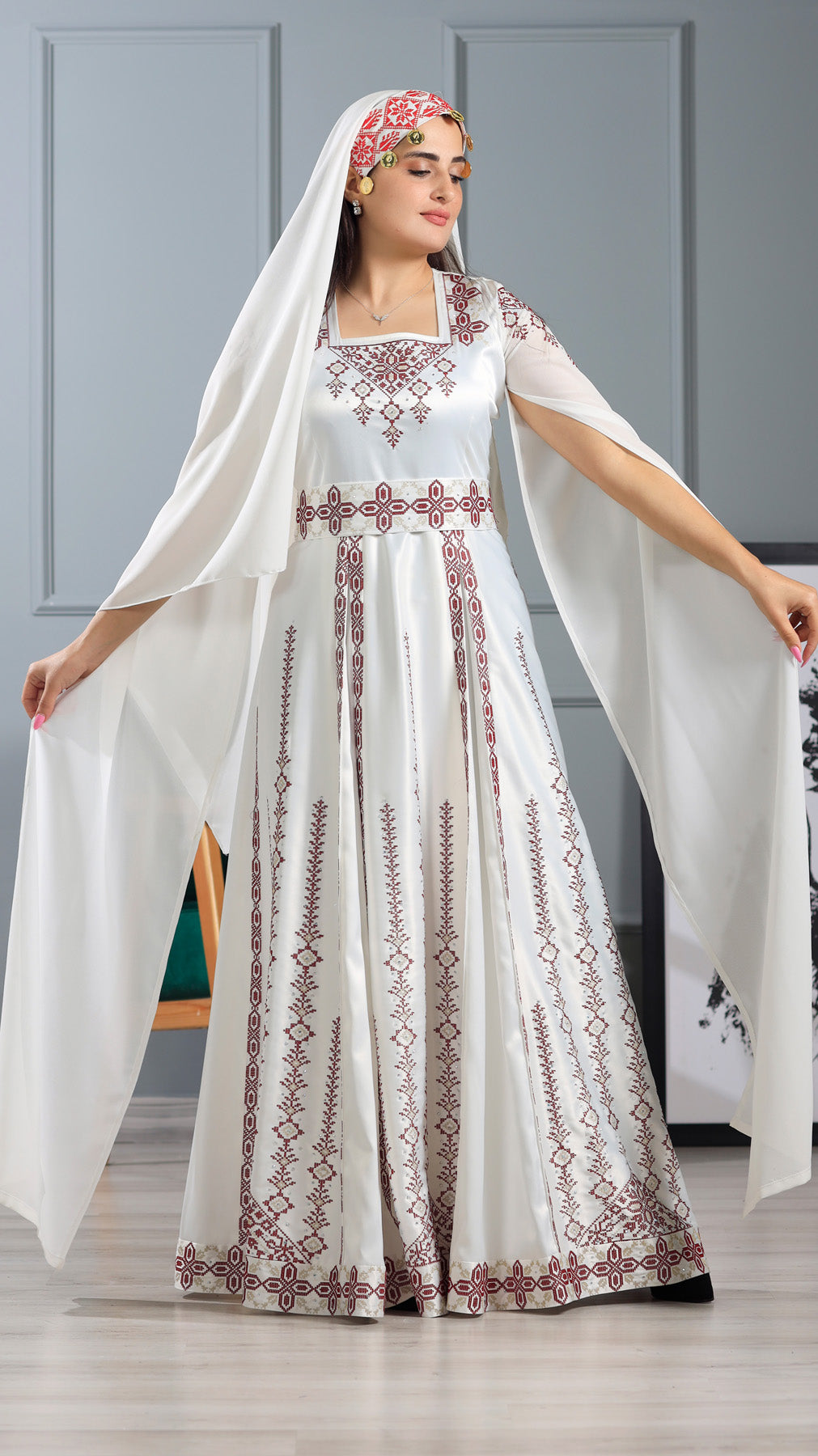 LONG SLEEVE EMBROIDERY DRESS فستان تطريز كم طويل
