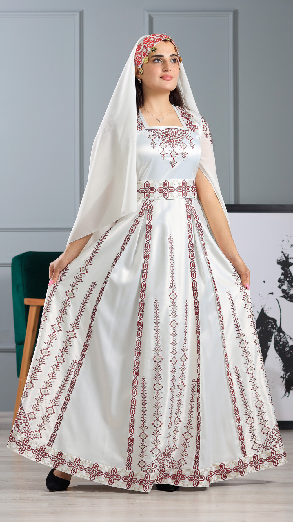 LONG SLEEVE EMBROIDERY DRESS فستان تطريز كم طويل